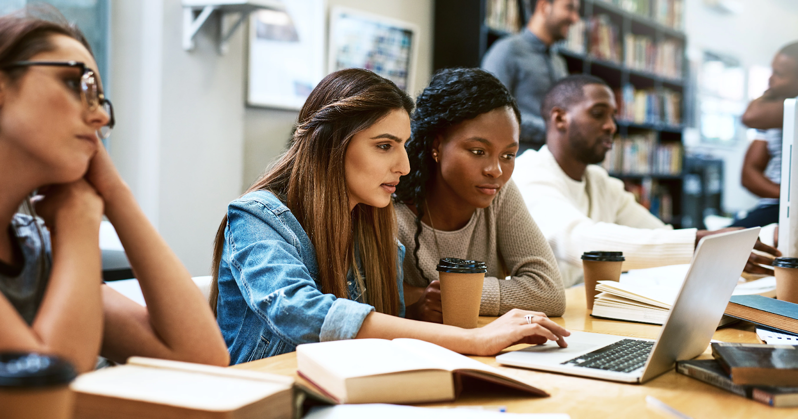 How Students Can Use Dissertation Help Services Without Violating University Rules