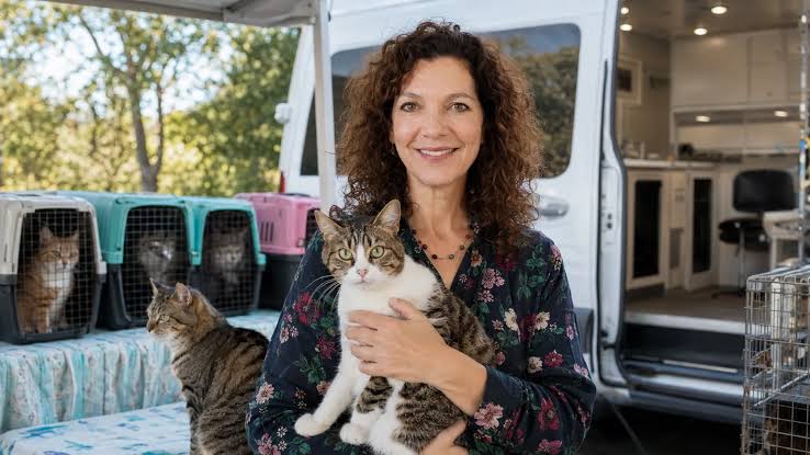 Who Is Donna Sicuranza? Her Life, Family and Legacy